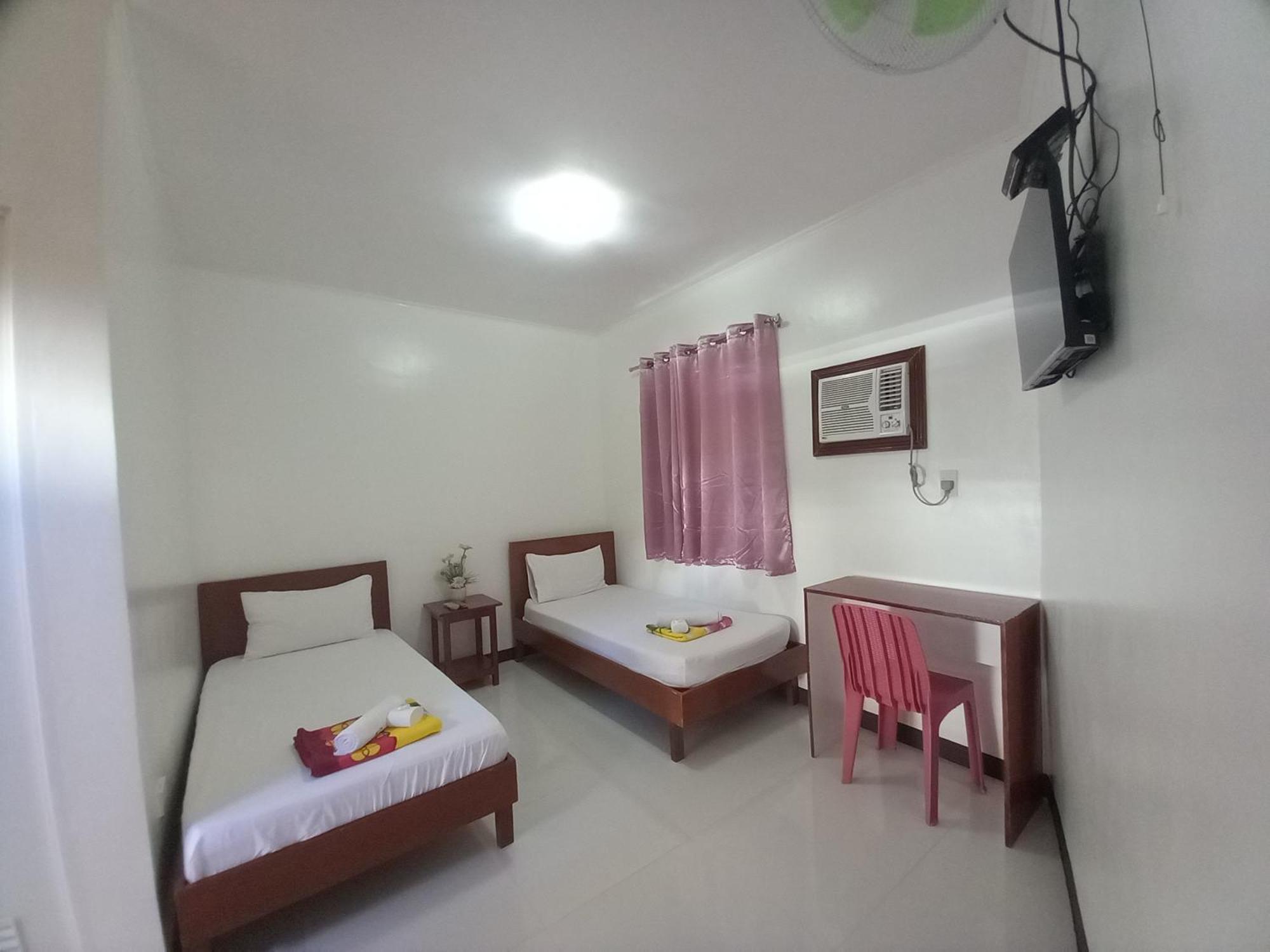 Alinchlo Hotel Legazpi Quarto foto